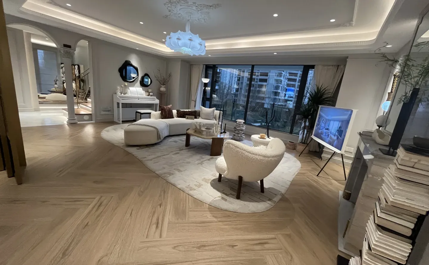 观山湖89w面积140平