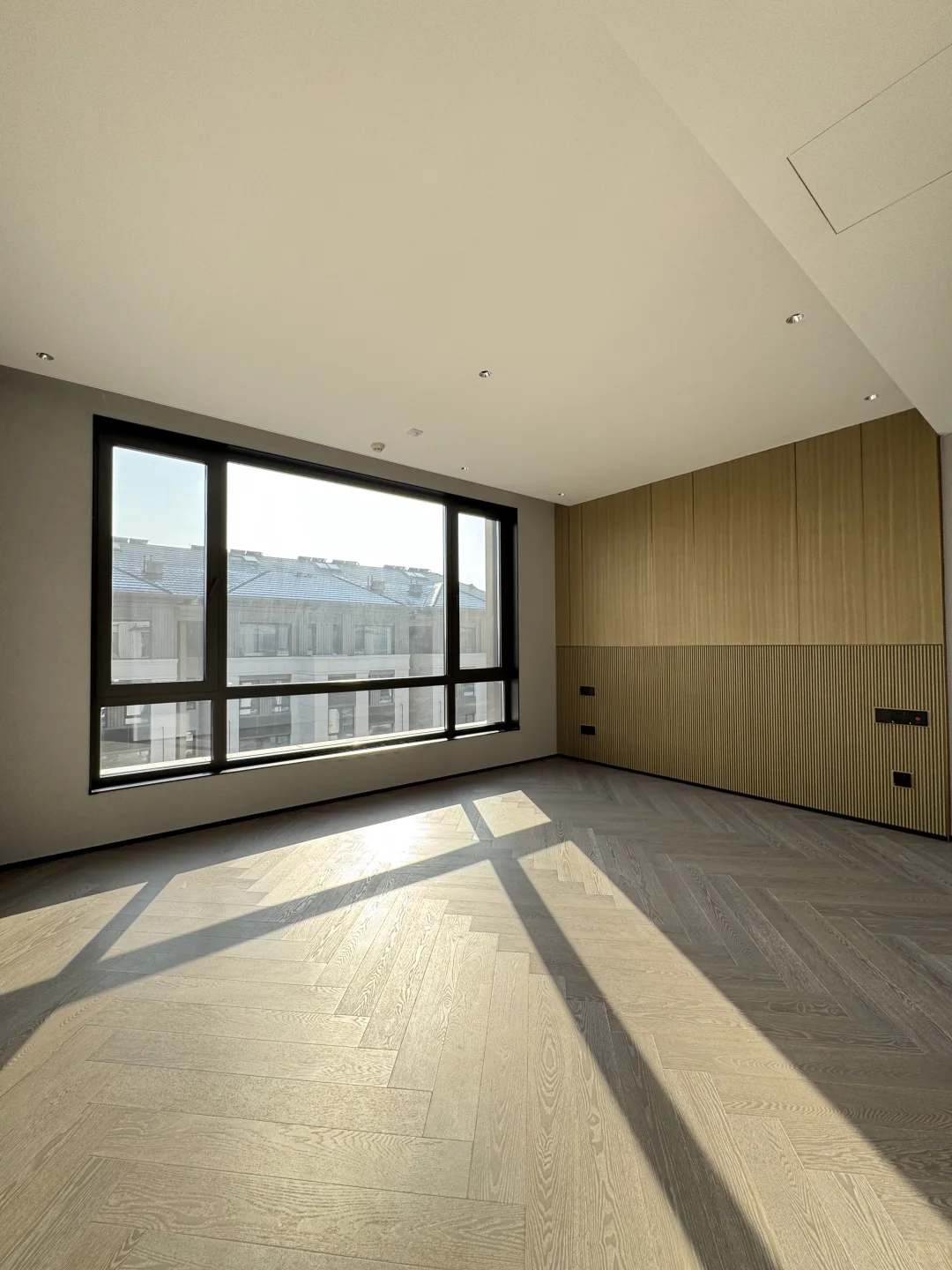 格拉斯新房精装上叠｜工抵房一口价仅12Xx～