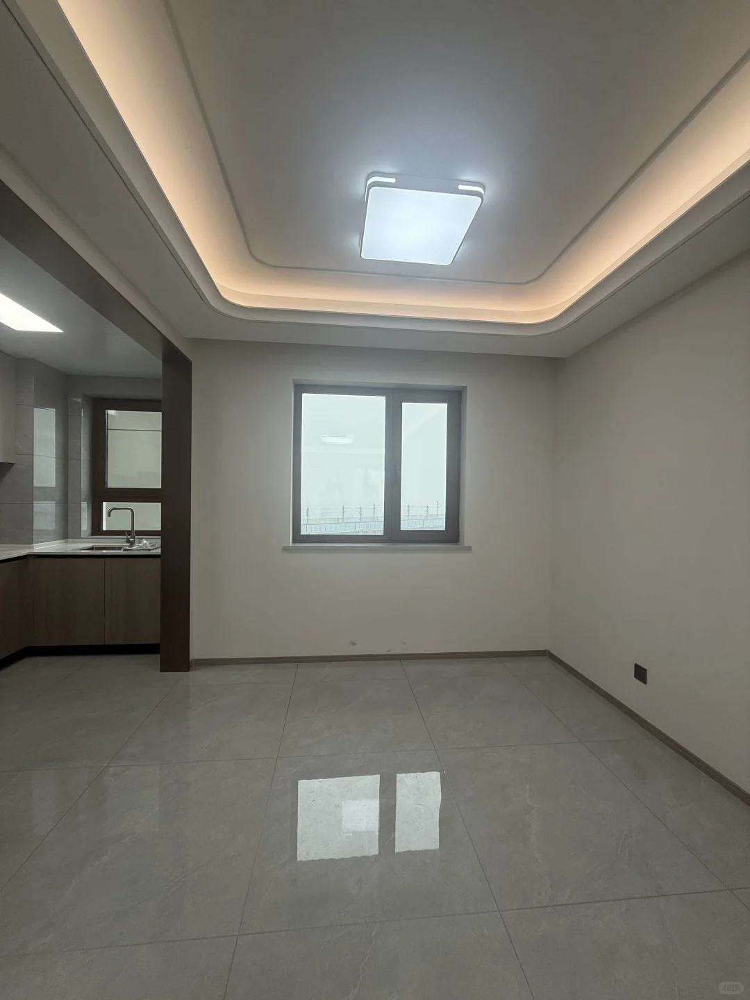 哈尔滨新房 两居室50多万 出门早晚夜市