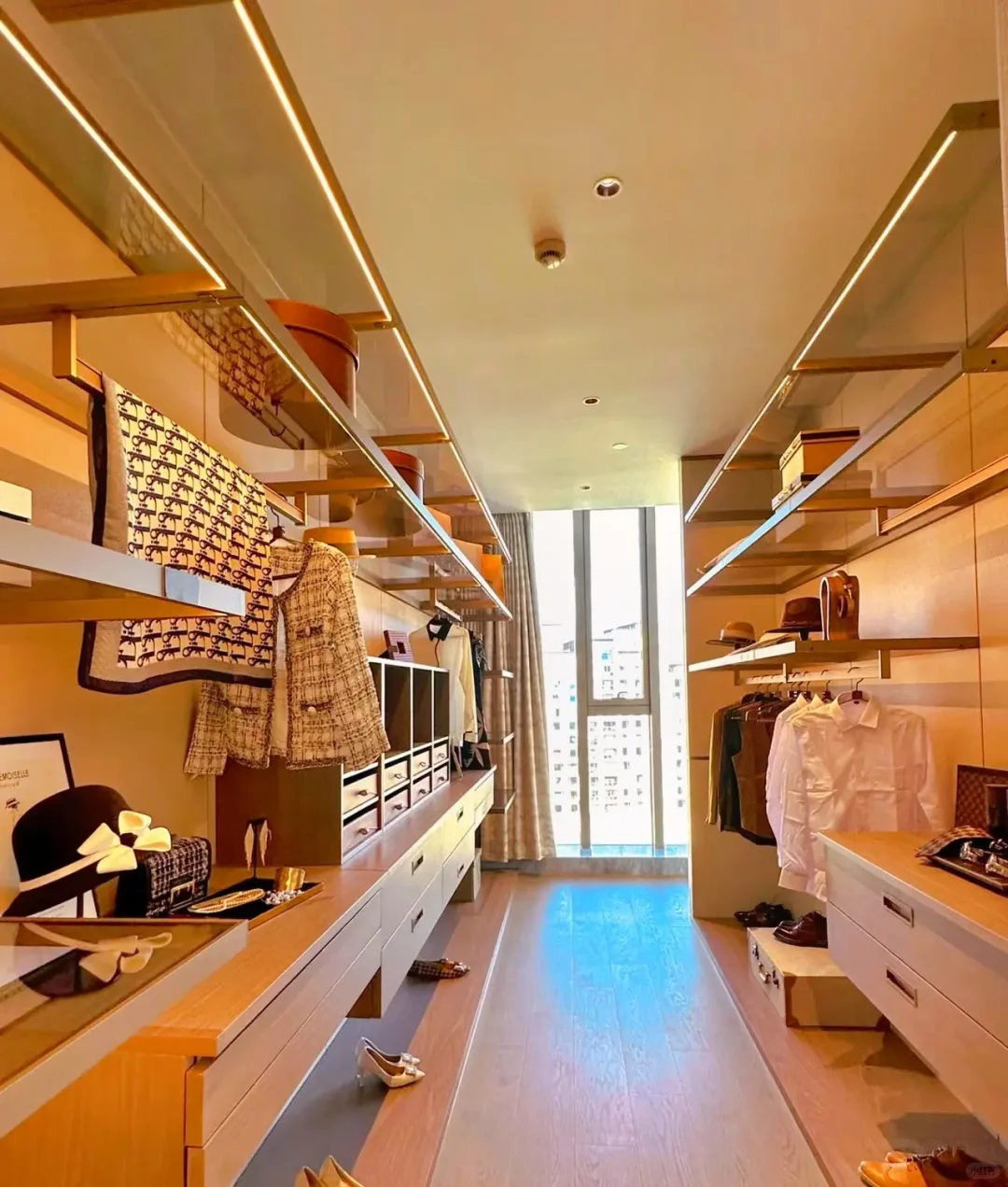 上海新江湾城地铁口，486平新房，2188W可入