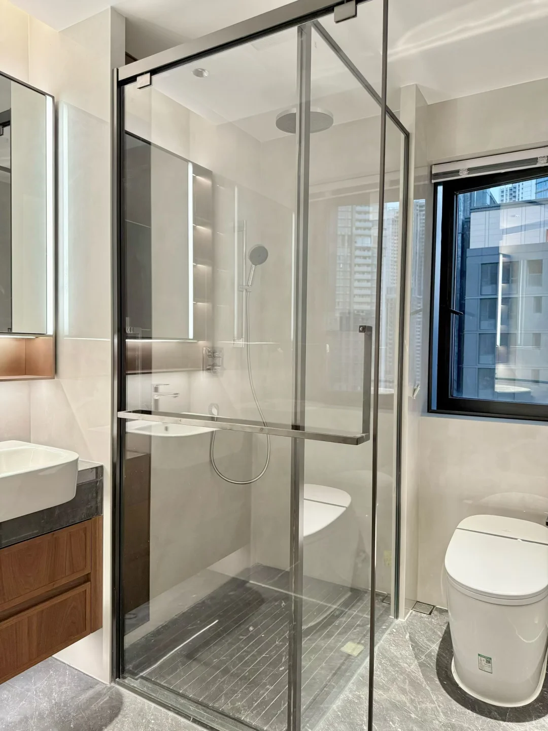 全新未入住次新房，大平层153平首次对外出租