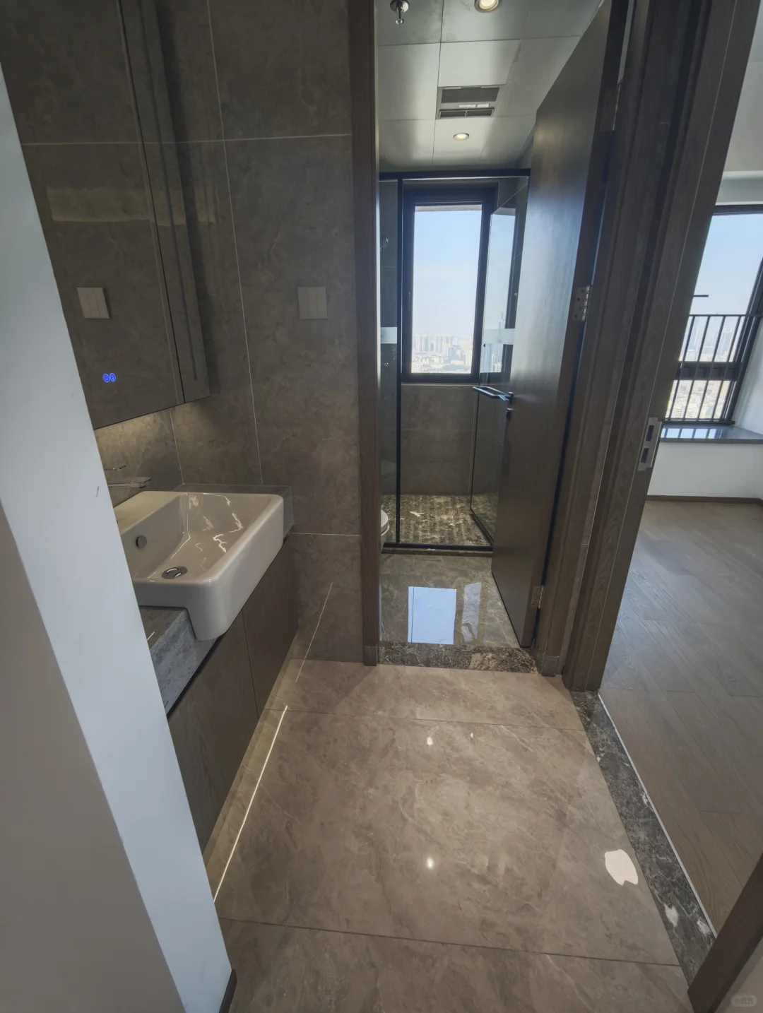 罗湖蔡屋围，在售新房京基华樾！！！