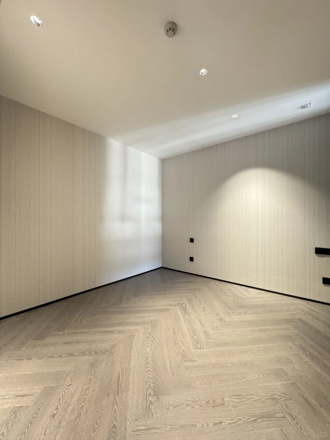 格拉斯新房精装上叠｜工抵房一口价仅12Xx～