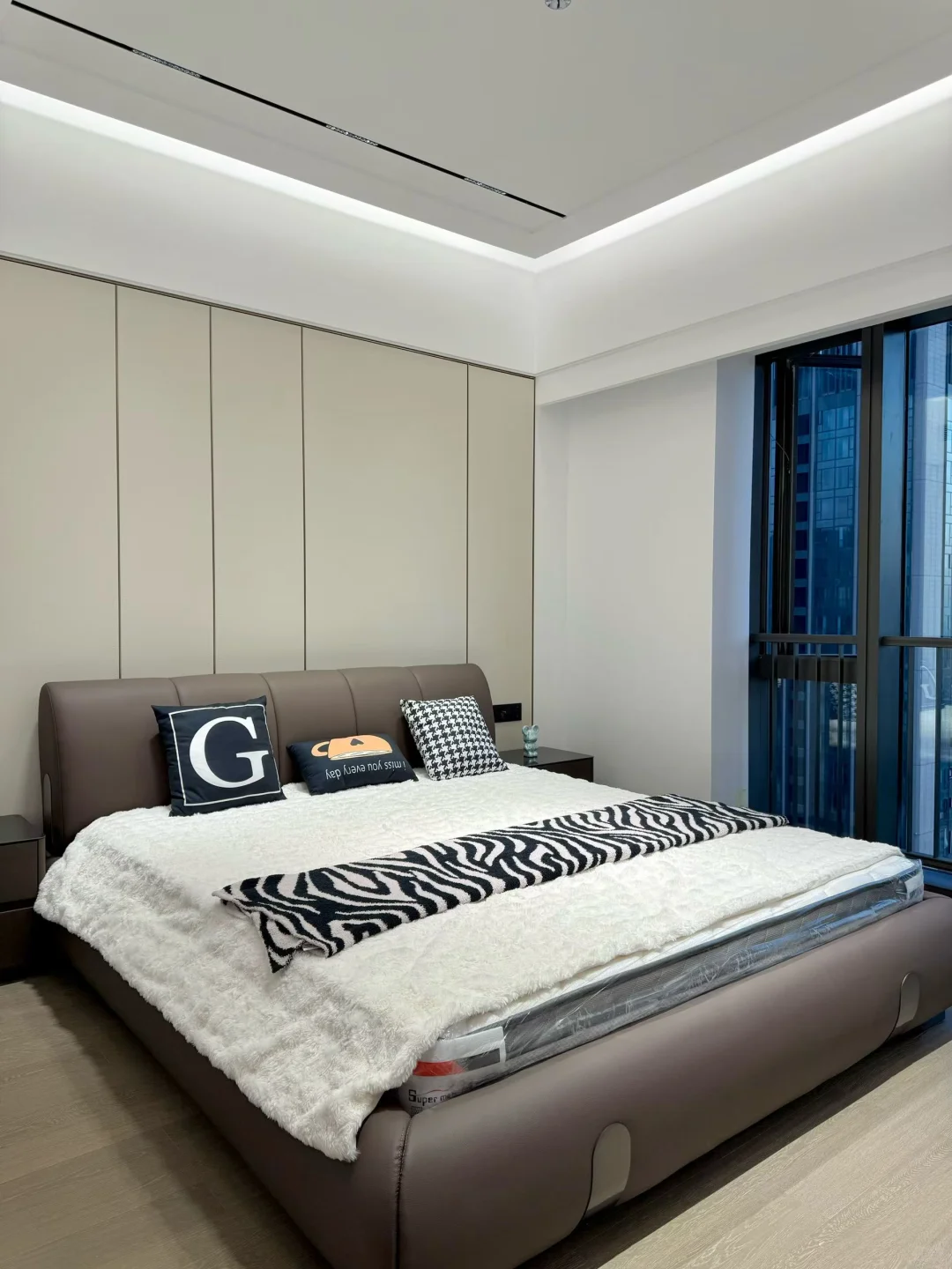 全新未入住次新房，大平层153平首次对外出租