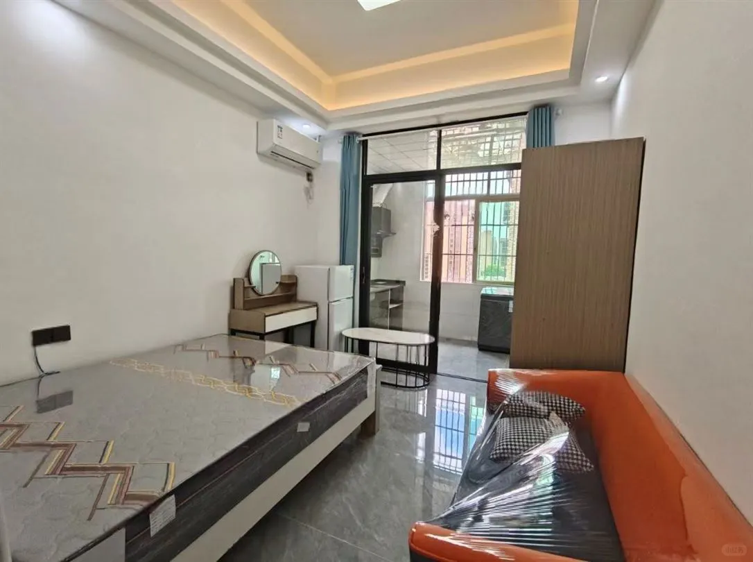 新房出租 可月付可短租开心广场 后坛现代精装修风格 光线好