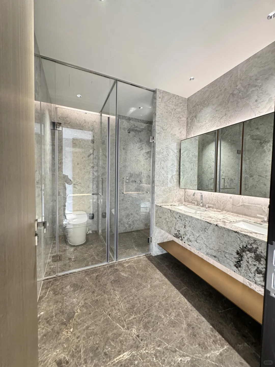 格拉斯新房精装上叠｜工抵房一口价仅12Xx～