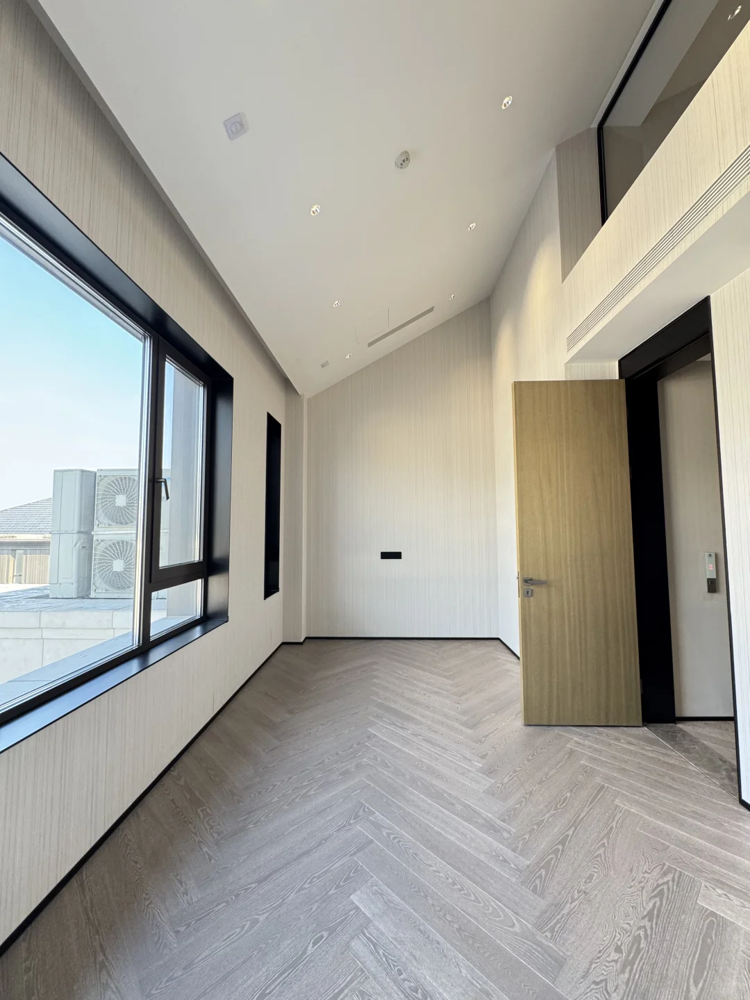 格拉斯新房精装上叠｜工抵房一口价仅12Xx～