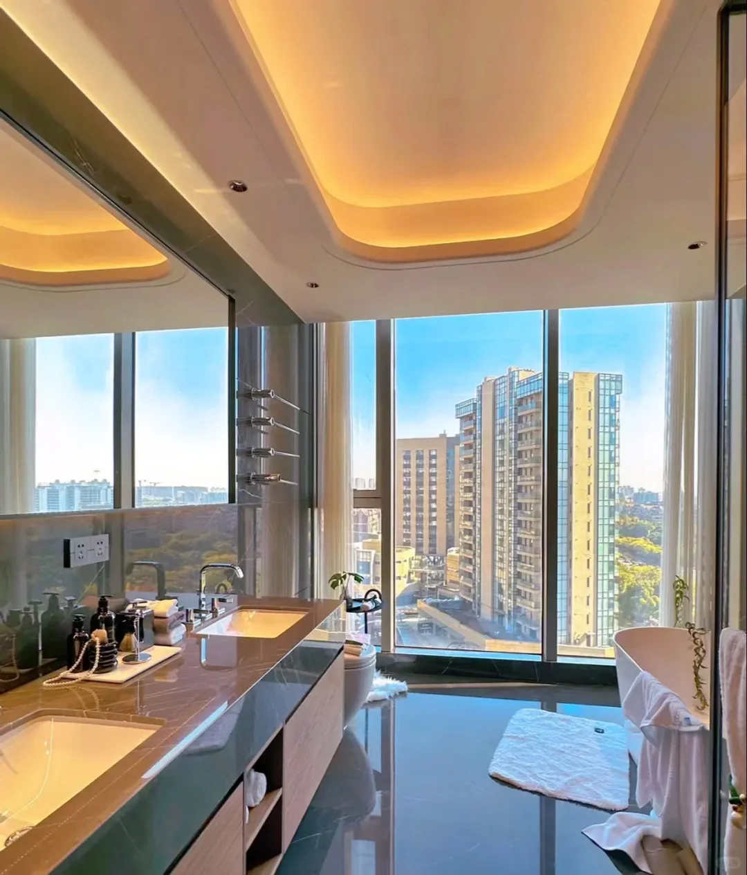 上海新江湾城地铁口，486平新房，2188W可入