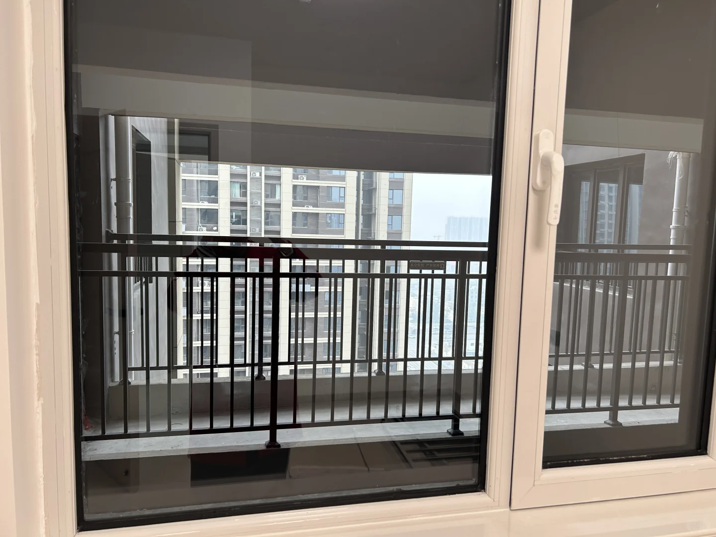 出租：铂悦山雅园商品房三室一厅