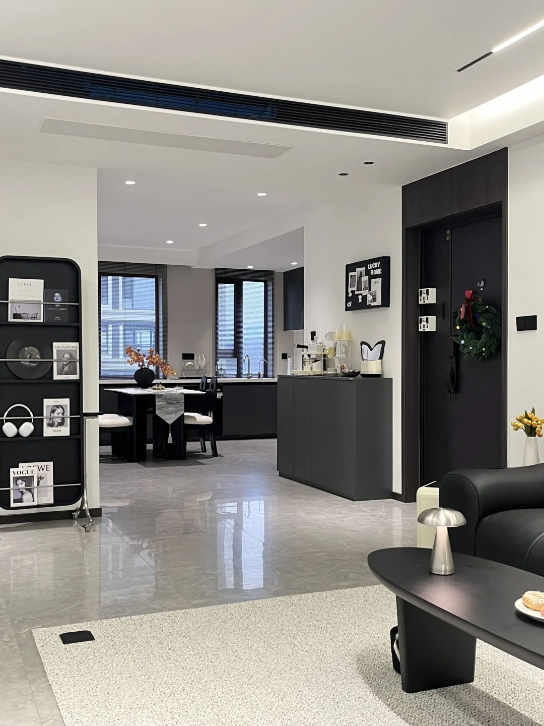 不敢发朋友圈 2025过的实在太幸福了……