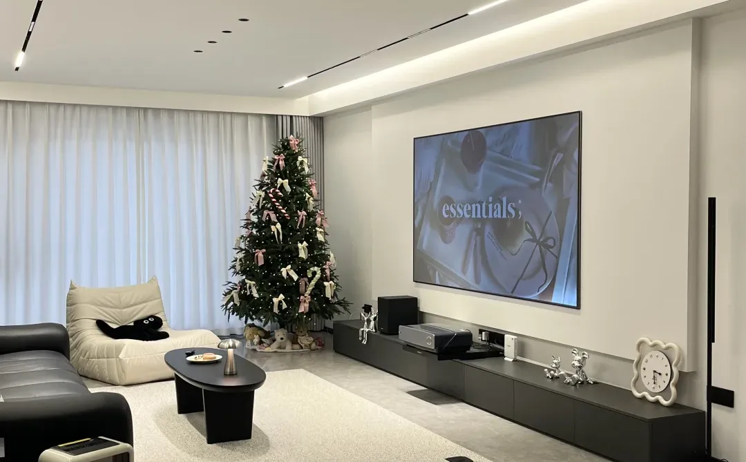 不敢发朋友圈 2025过的实在太幸福了……