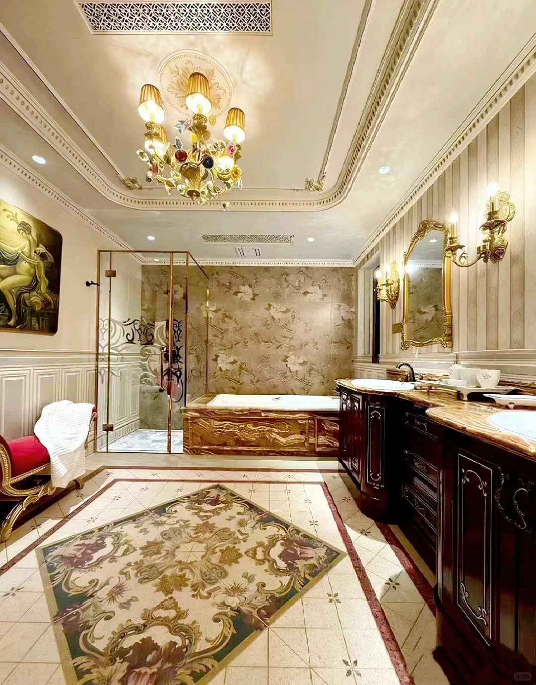 千万豪装修独栋别墅，全屋采用国外进口材料