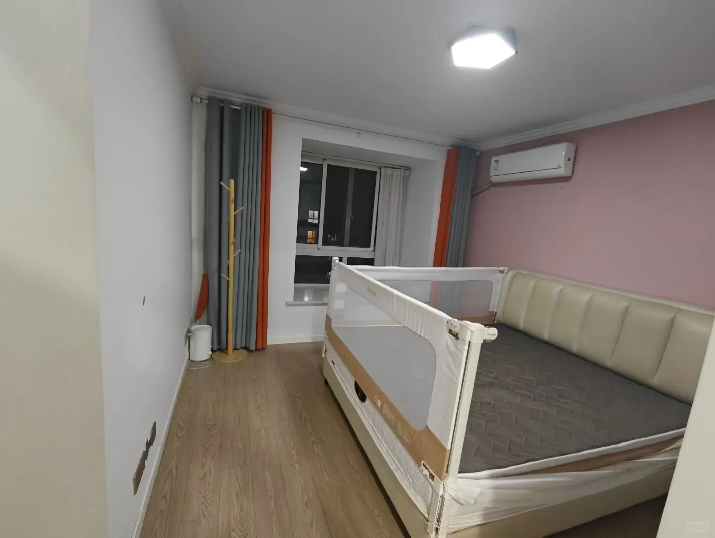 闵行下楼 电梯两房 婚房装修 首次出租