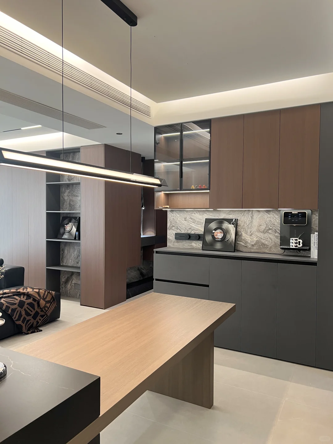 说实话 寒酸吗 花了20w