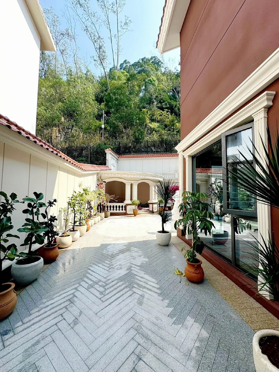 千万豪装修独栋别墅，全屋采用国外进口材料