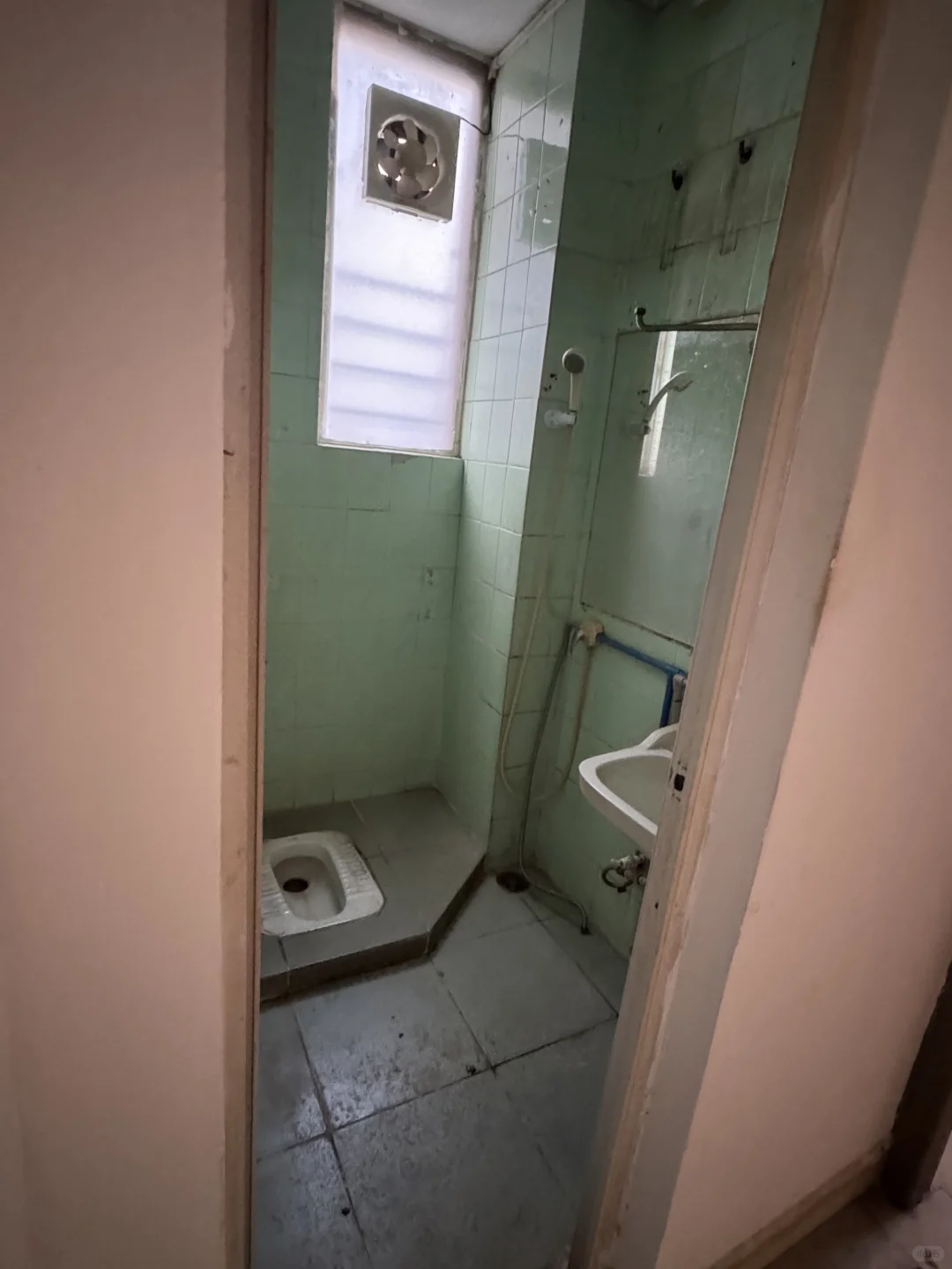 在广州套内40平老破小装修要多少钱？