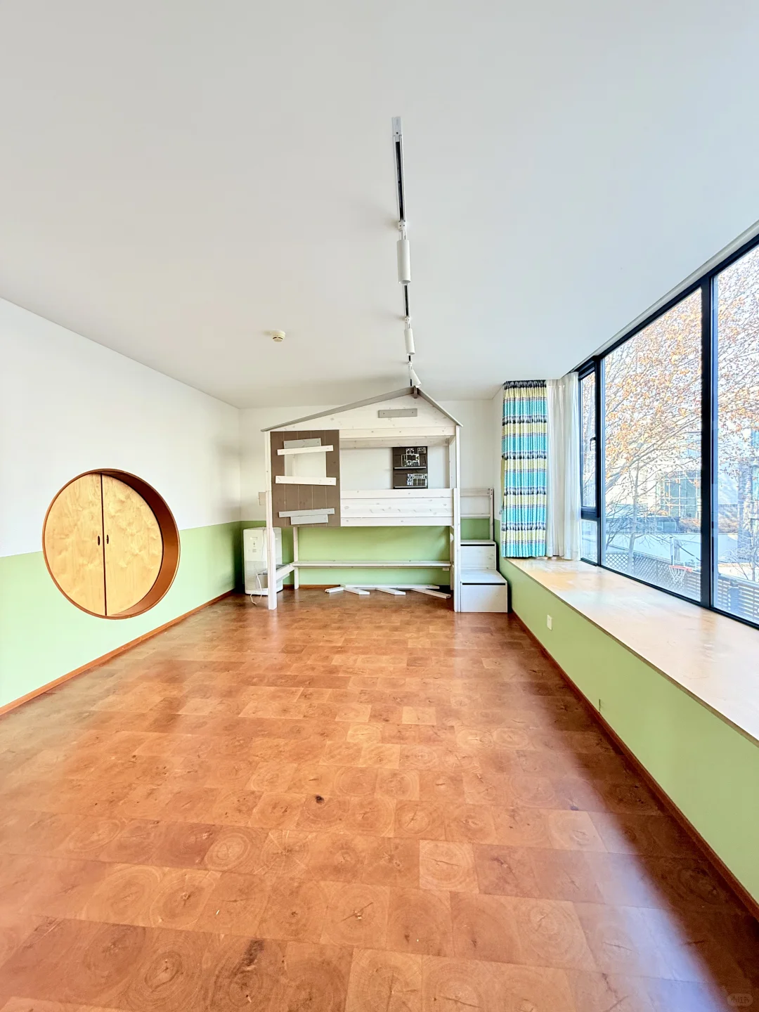 优山美地C区，700万装修别墅出售！！