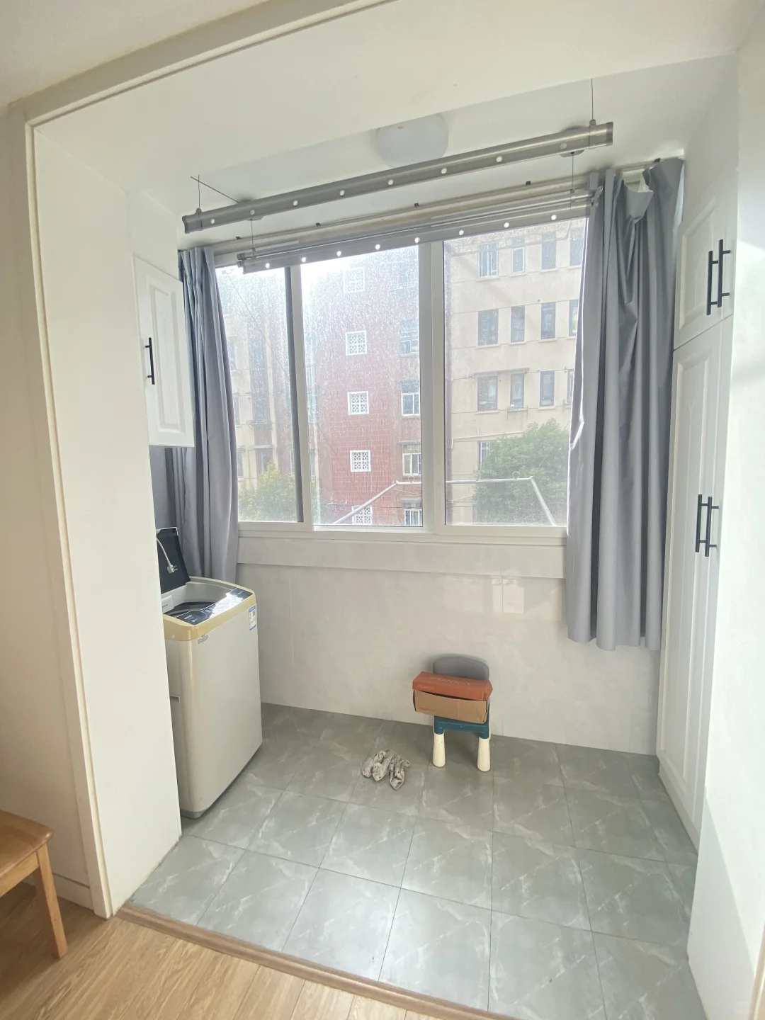 双地铁3/8号线，密二小区精装修一室一厅出租