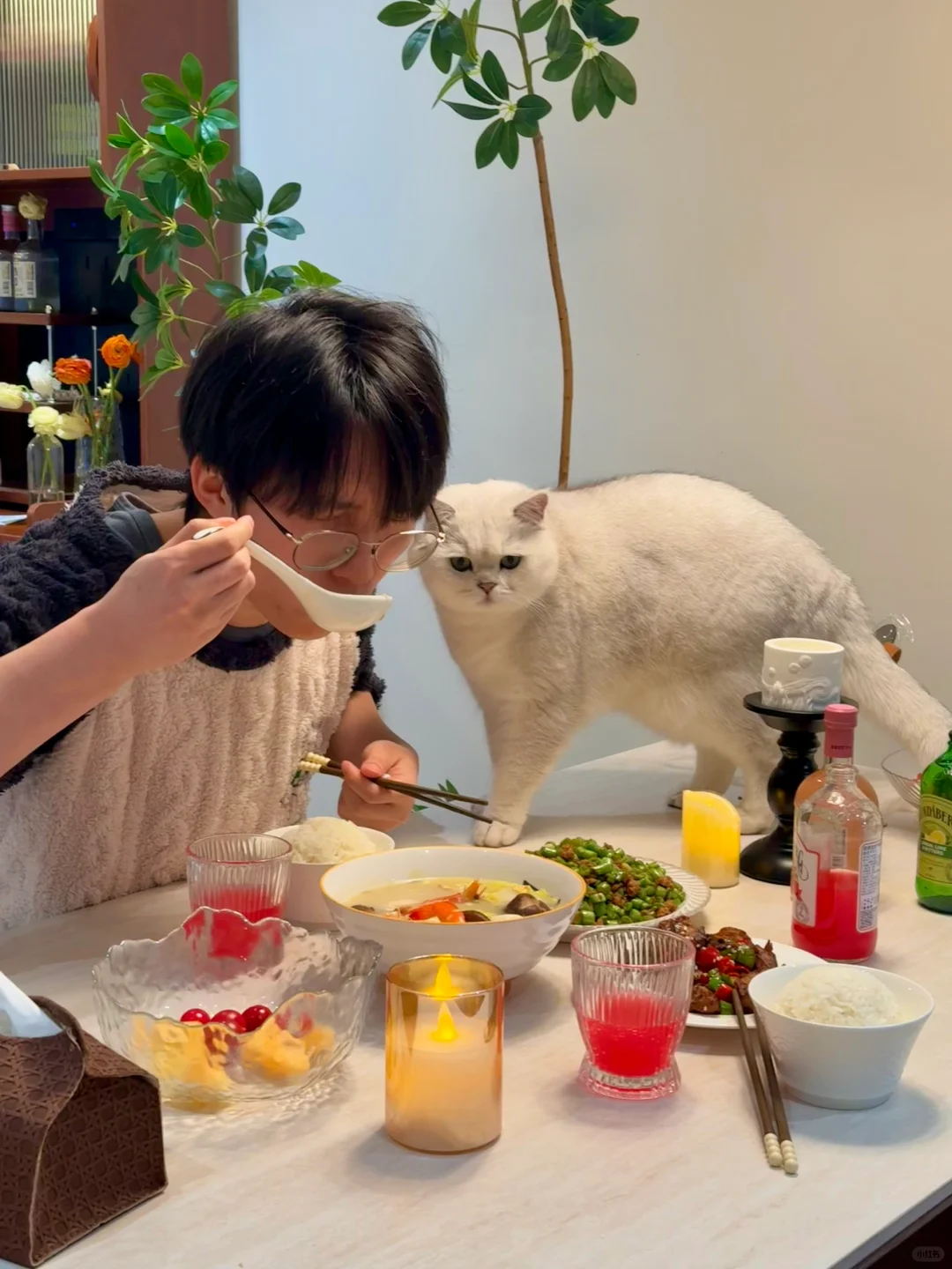 装修风格千千万 奶油中古坠好看⚪️🟤⚫️