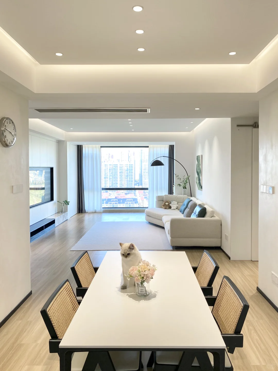 今年过得太幸福了，不敢发朋友圈的小家