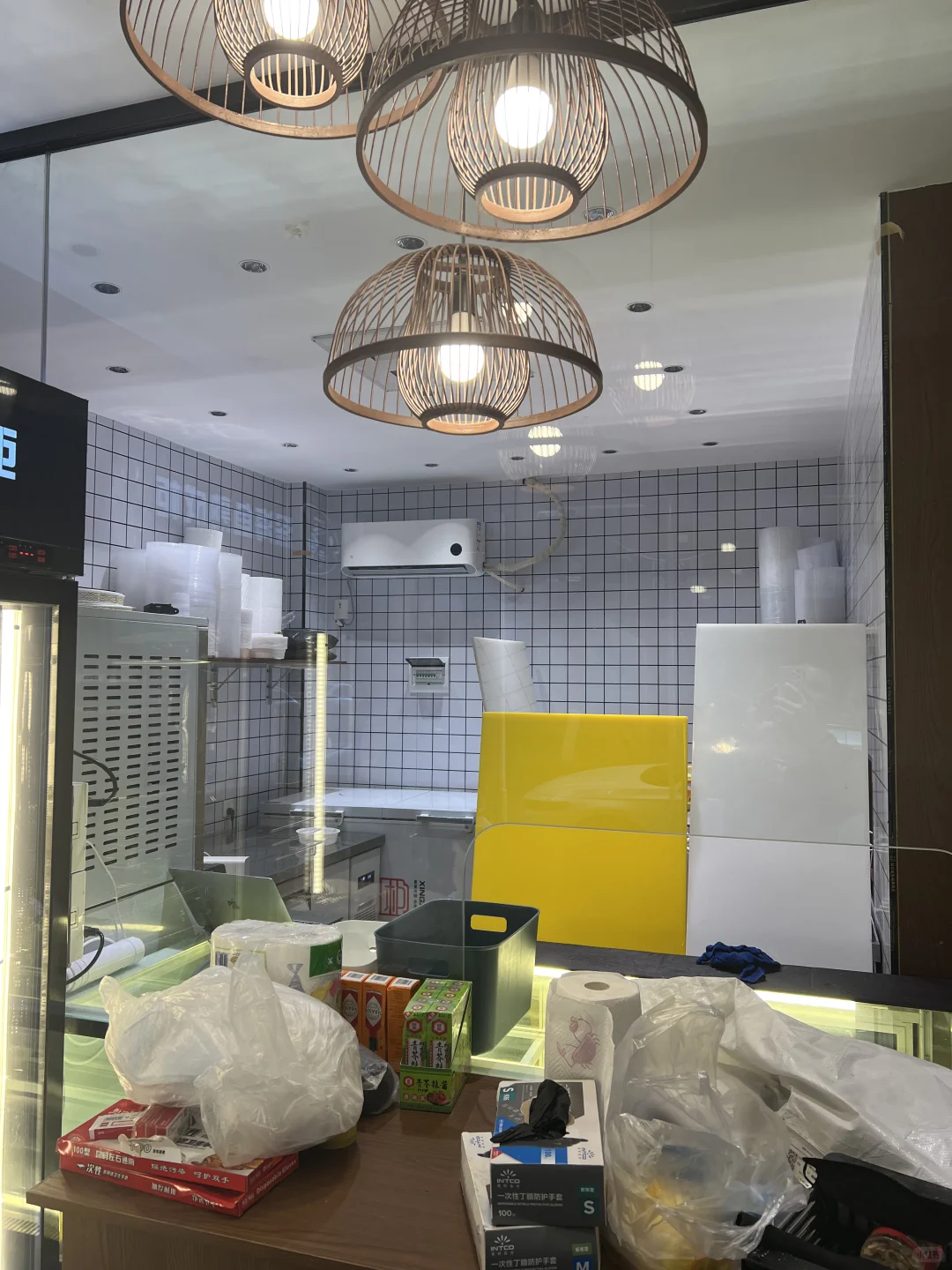 店铺装修，1卡25平，2卡装完不到5万