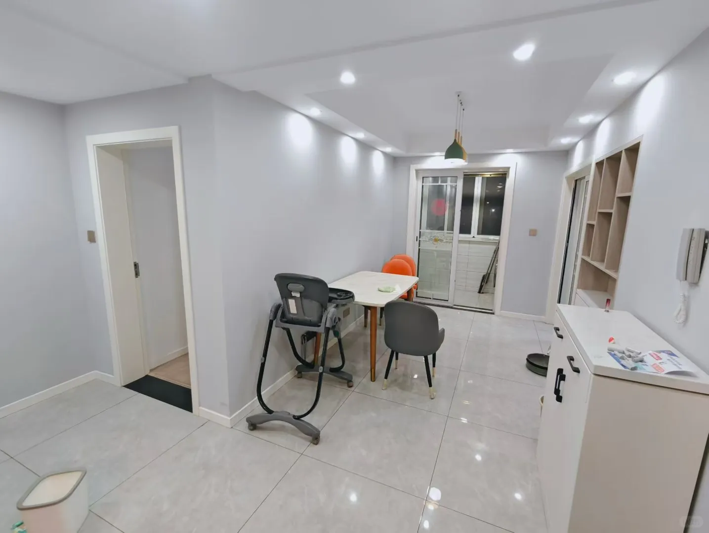 闵行下楼 电梯两房 婚房装修 首次出租