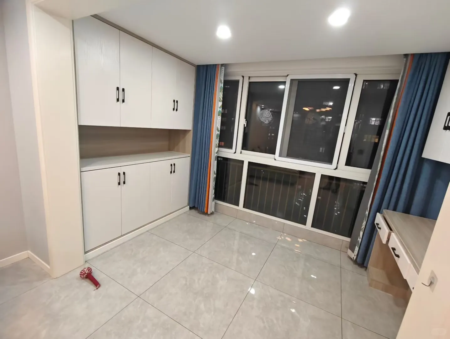 马桥万达附近，难得一见的婚房装修