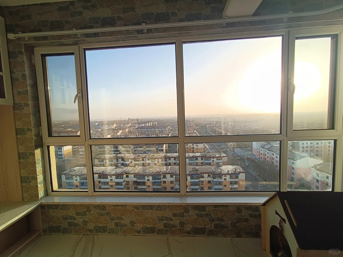 社恐卖房第一天就被中介背刺…😭