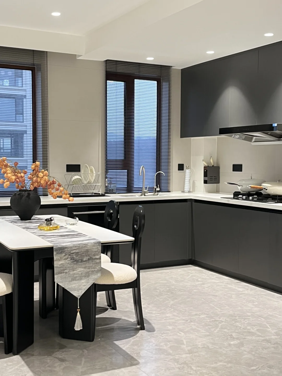 不敢发朋友圈 2025过的实在太幸福了……