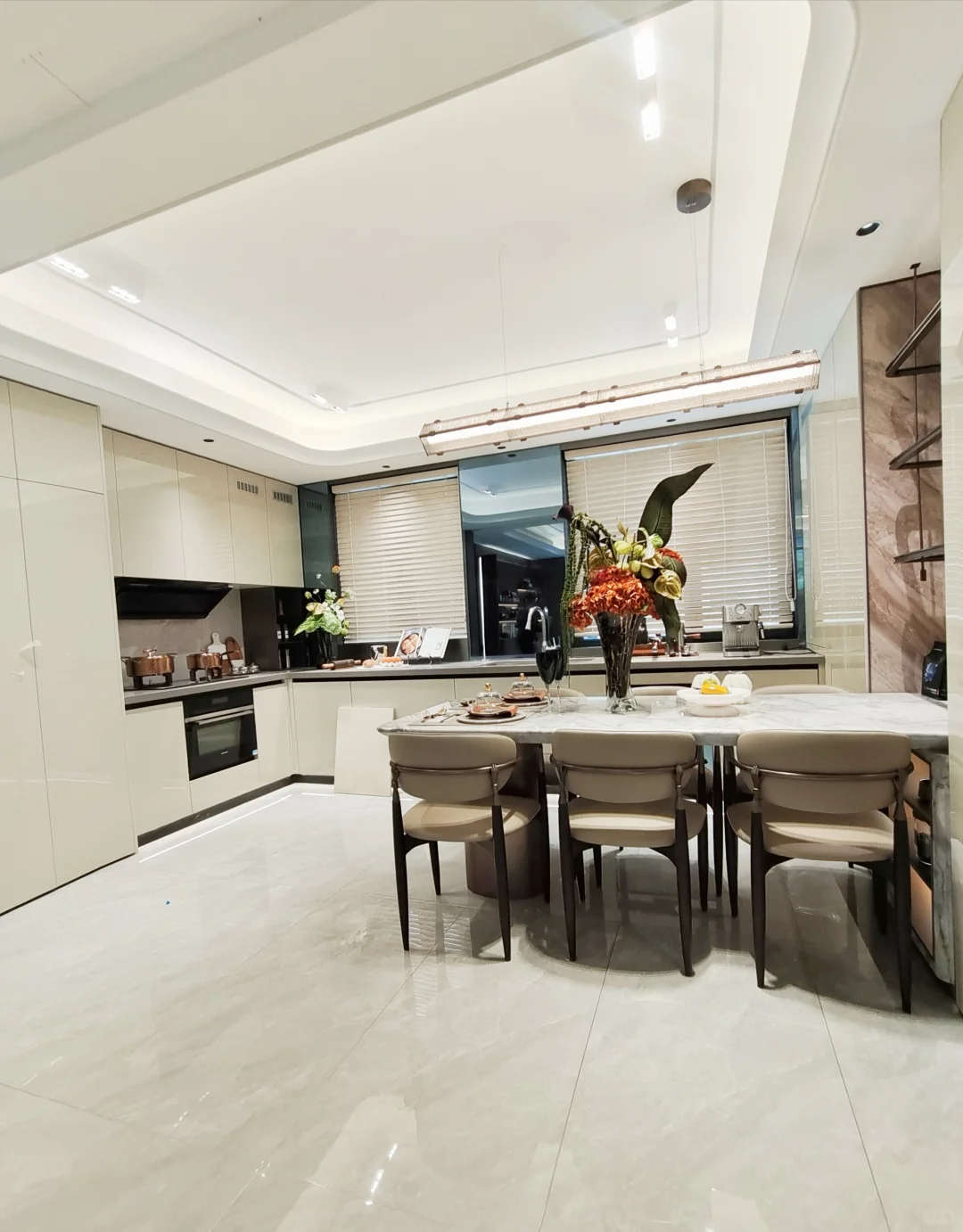 槐荫区73万精装现房108平大三室，首付10万