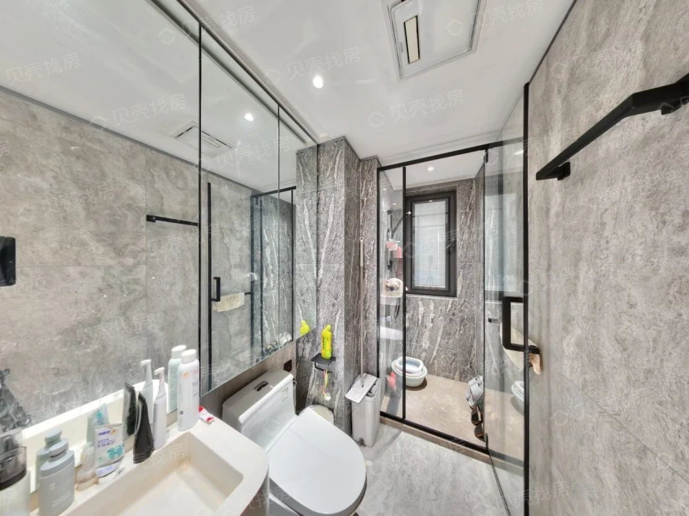 河西三片 | 精装次新房|104平250万