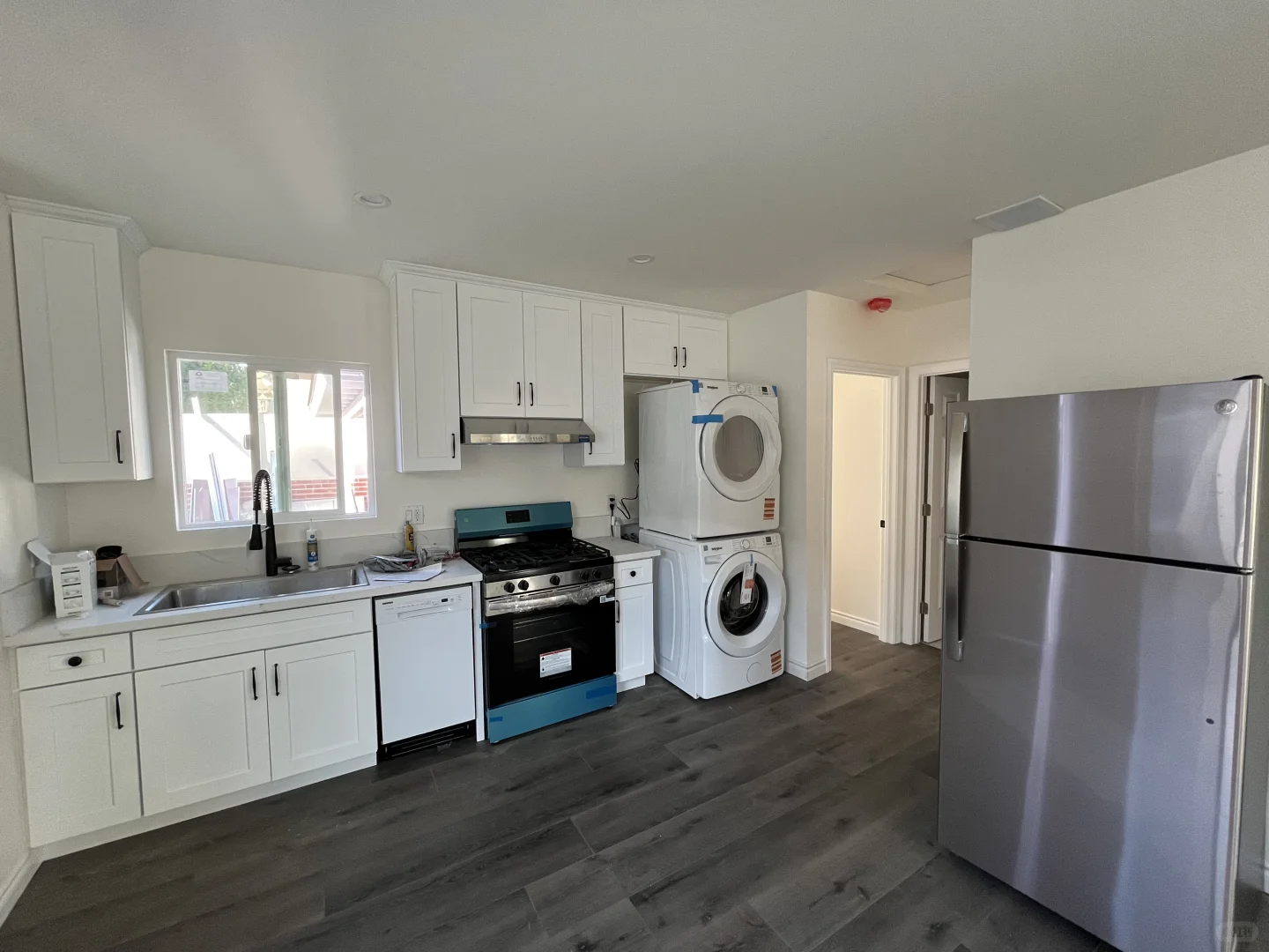 圣马力诺新房2B2B平层出租