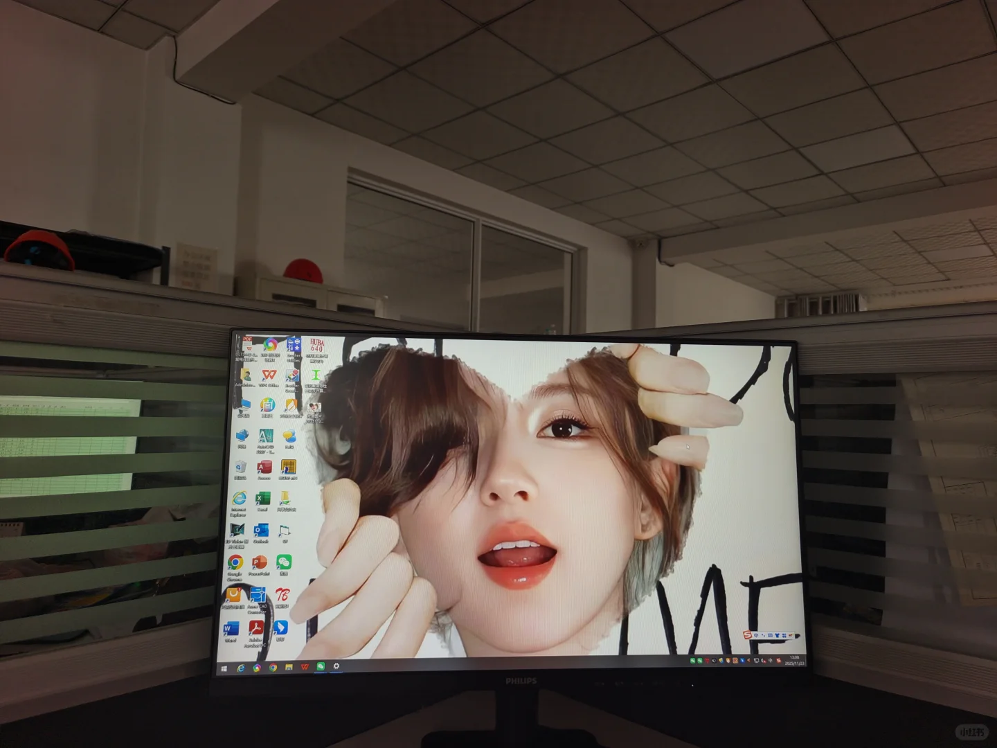 我的电脑壁纸很好看！！