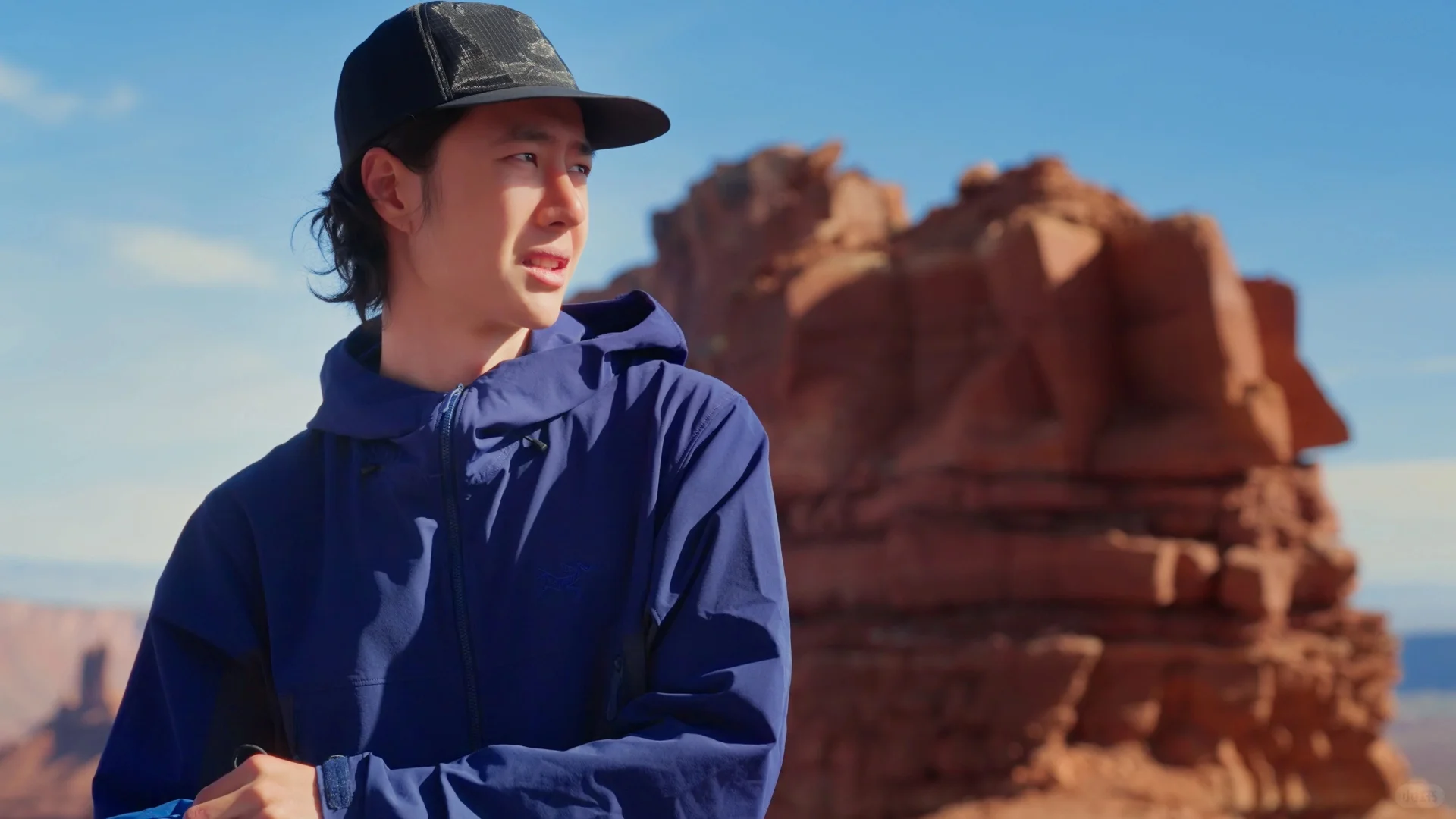 新电脑壁纸有了😋