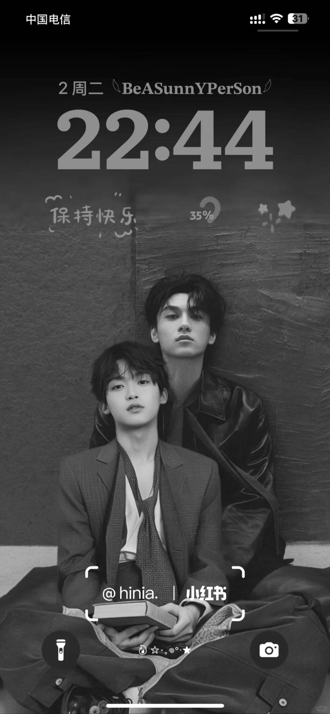 天呐雷朋的这张壁纸简直绝了！！