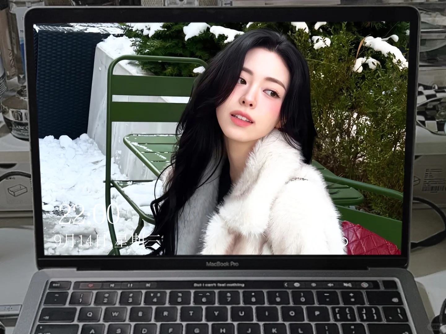 申有娜电脑横屏壁纸