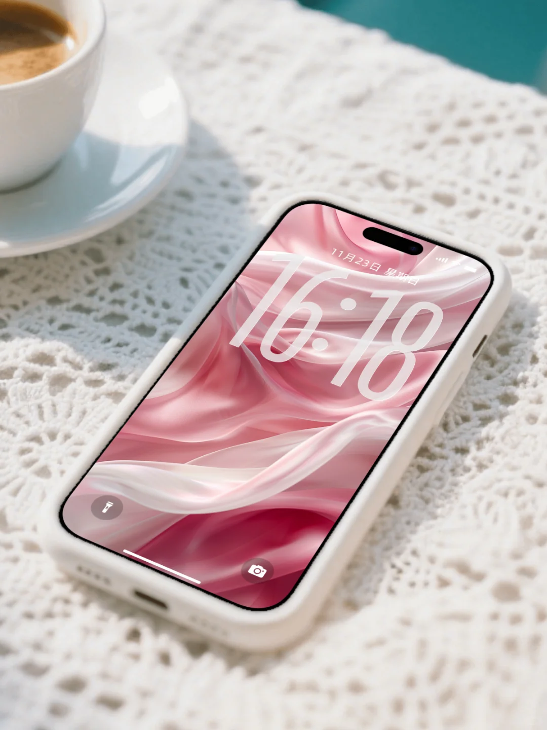 色彩大秀：明亮张扬的个性之美 千金感壁纸