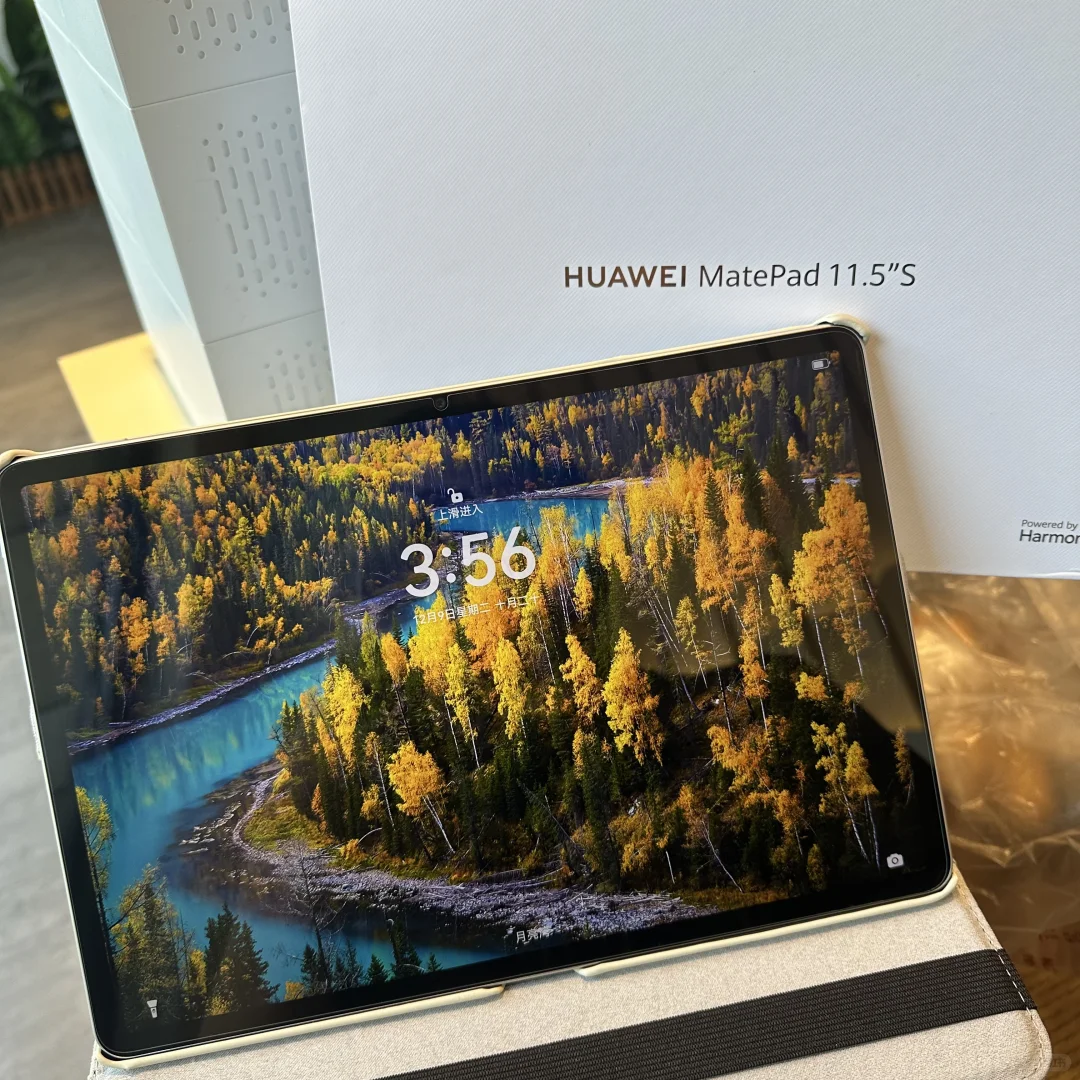 新到的ipad 交出你们的壁纸