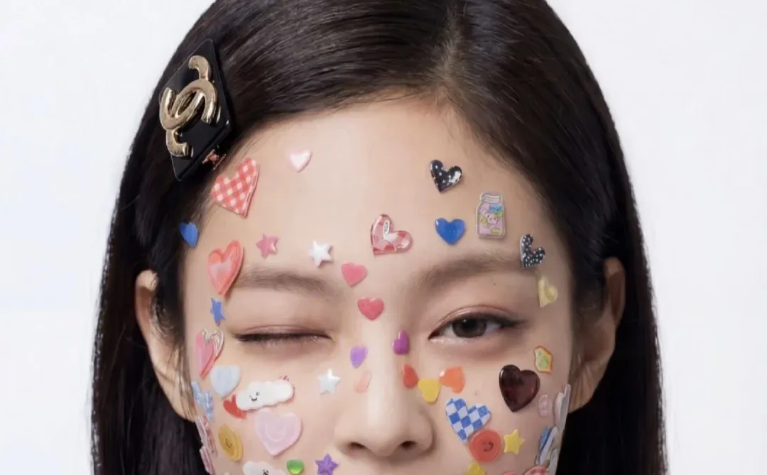 被Jennie这组壁纸美晕了✨