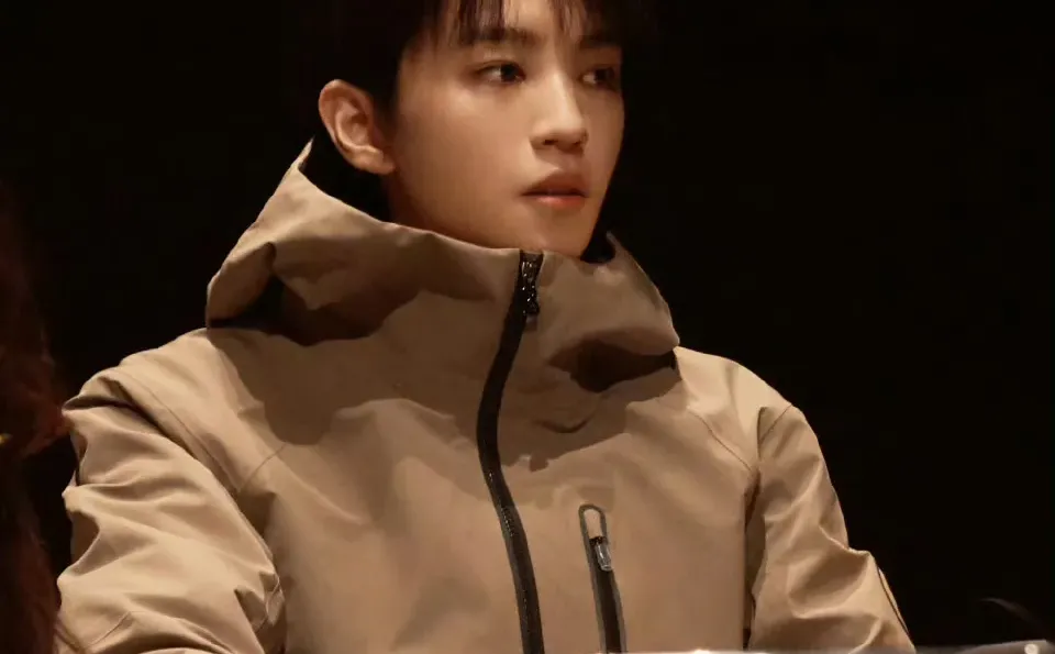 你的手机该换壁纸了给大家整理了一份～