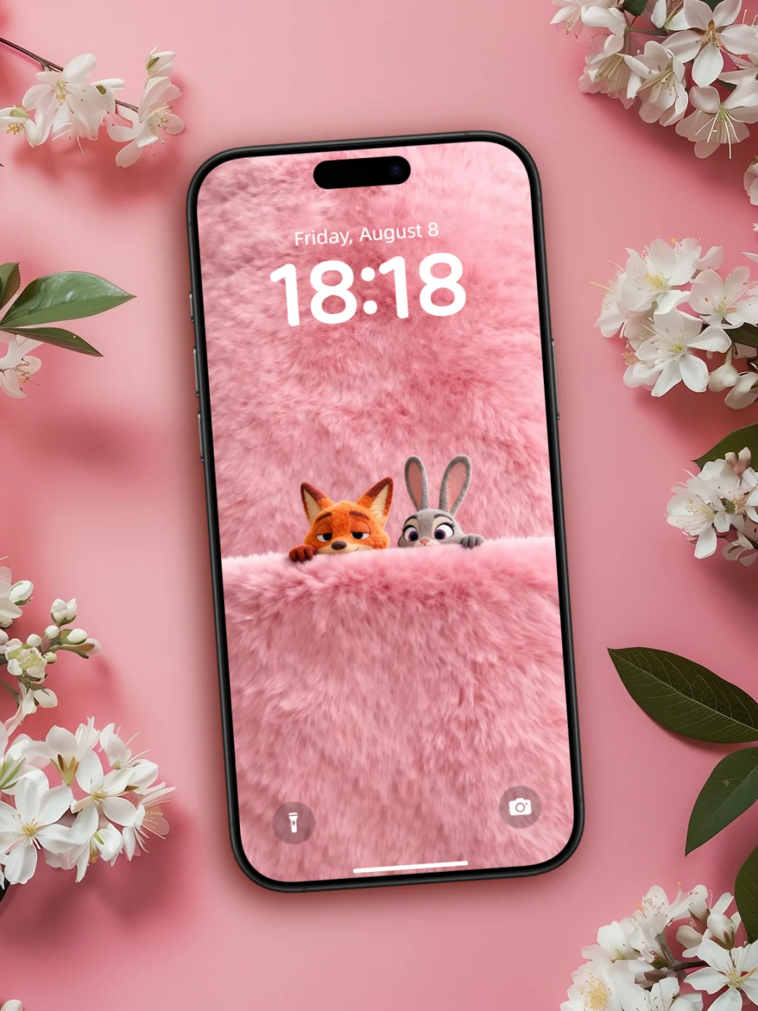 149动态壁纸 | 朱迪和尼克在毛茸茸的地毯上