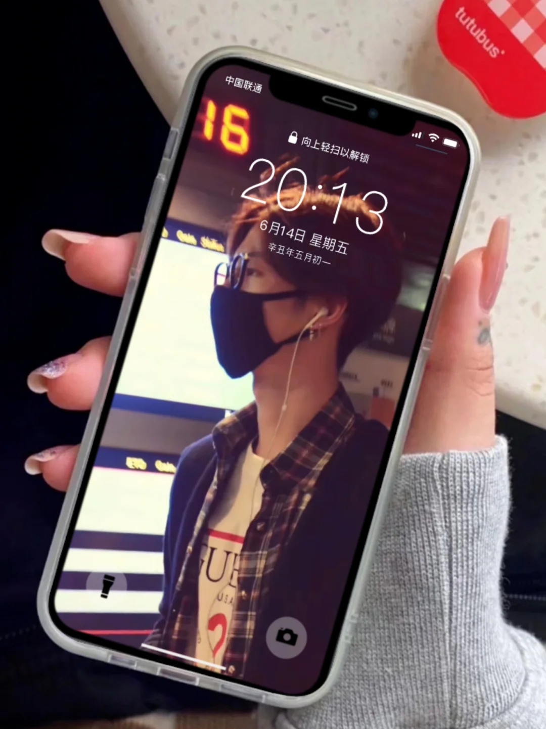 王一博手机壁纸