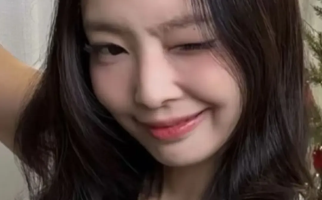 来更新壁纸啦～🎀🎄