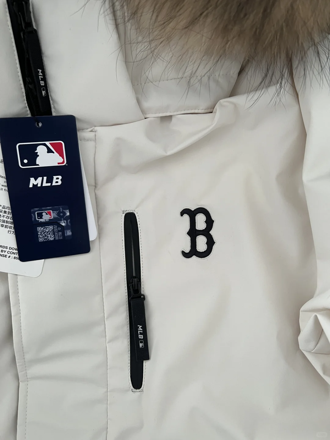 做了一周攻略才买的mlb羽绒服 看着怎么样呢