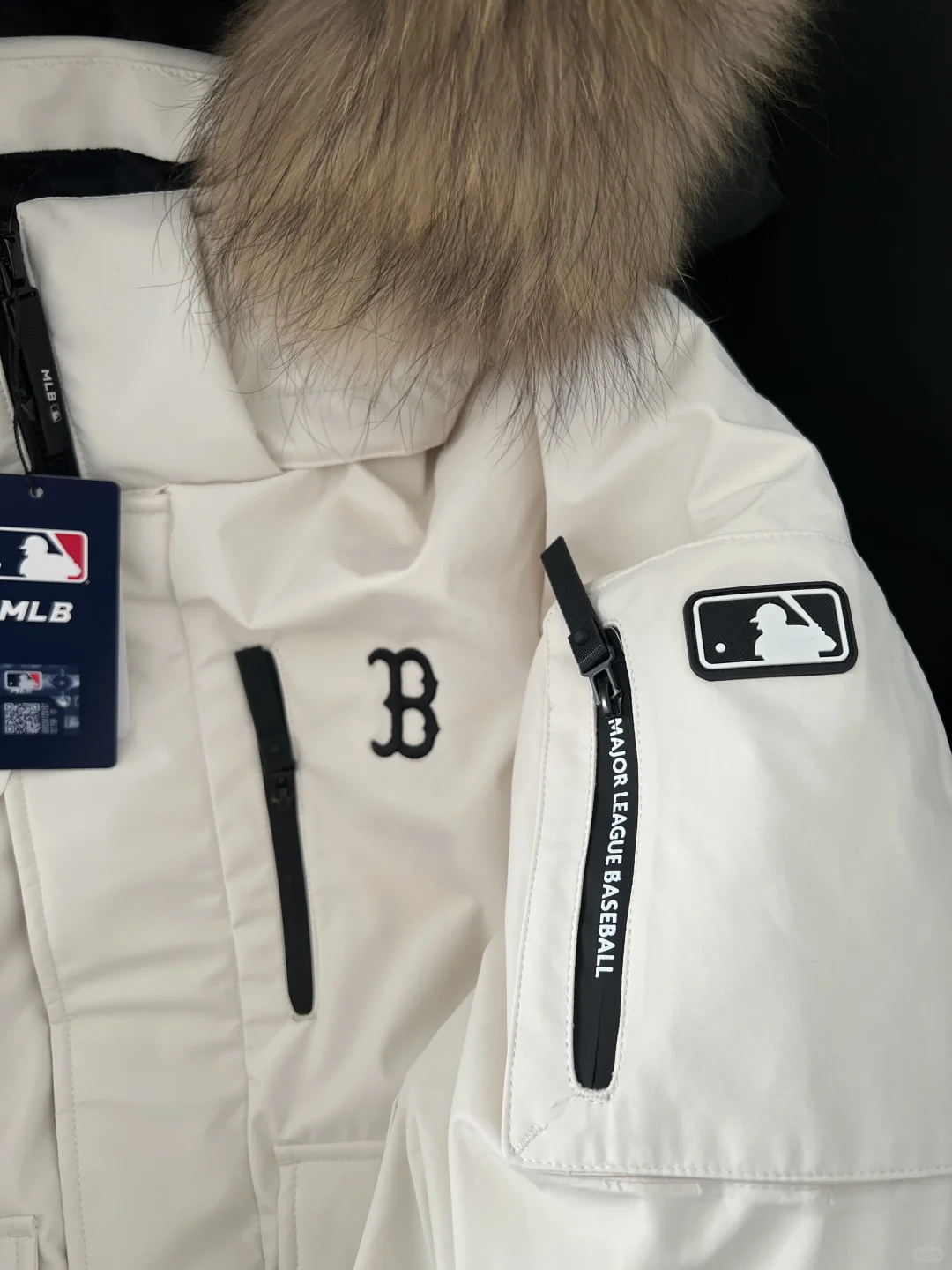 做了一周攻略才买的mlb羽绒服 看着怎么样呢