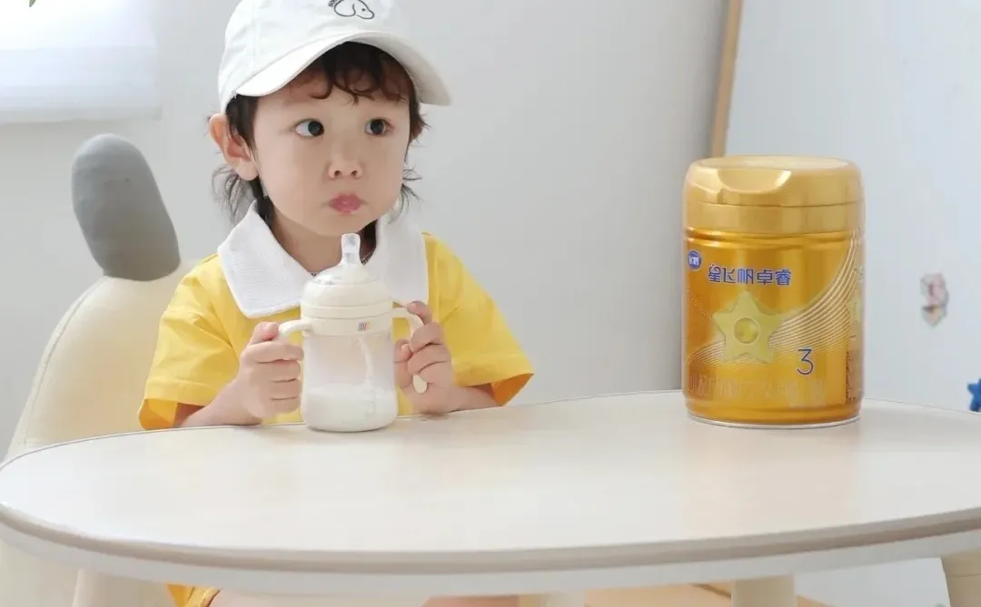 混喂选飞鹤卓睿怎么样？（已冲版）