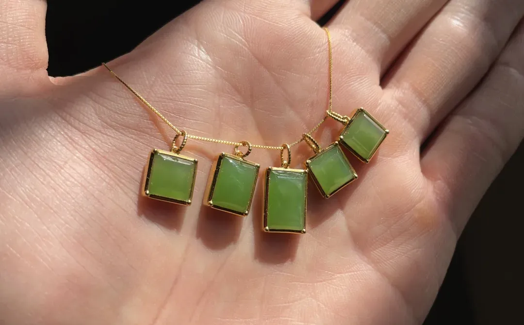 为什么苹果绿蛋面都很小，很薄？