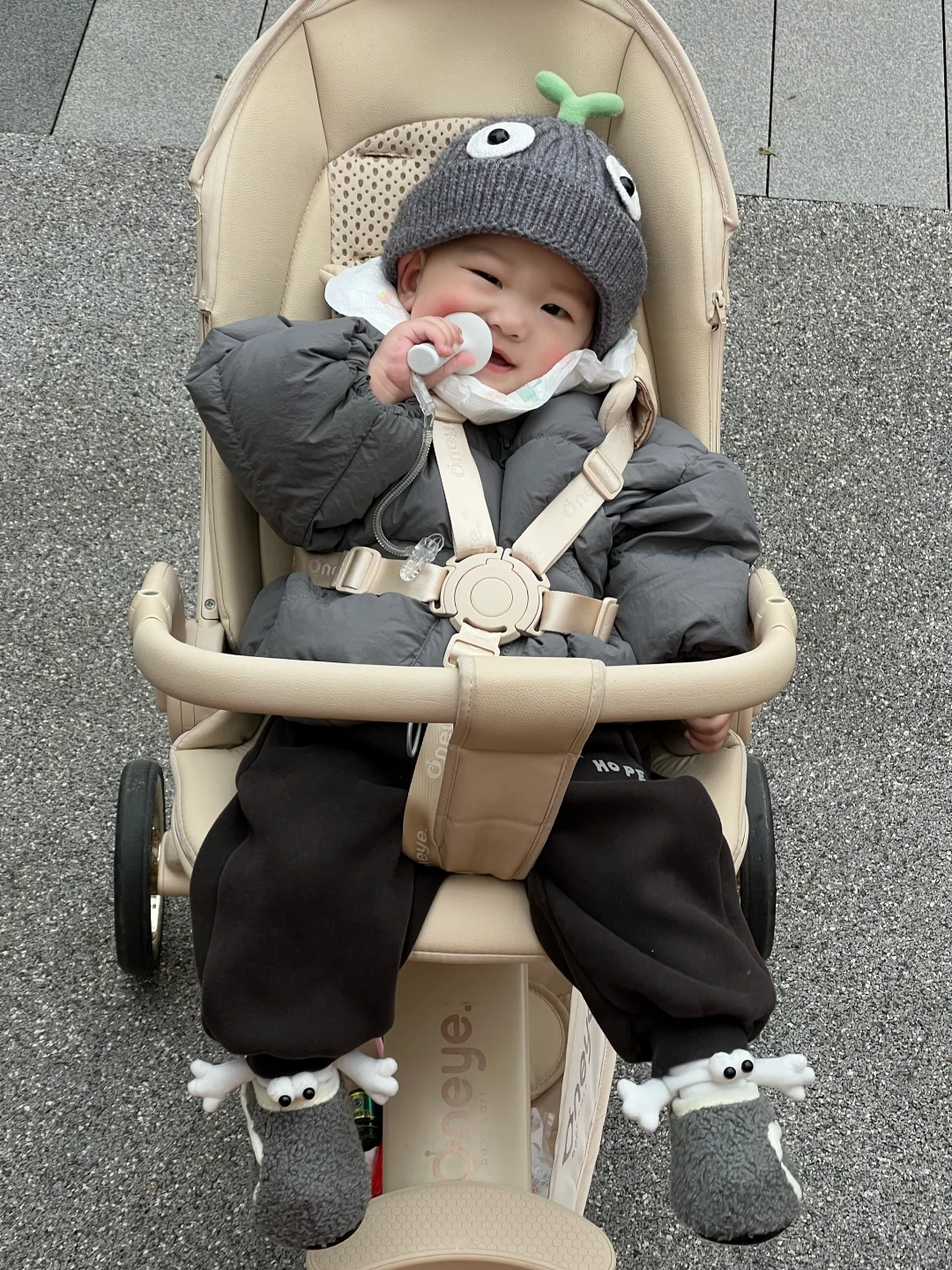 为什么人类三岁前没记忆呢？