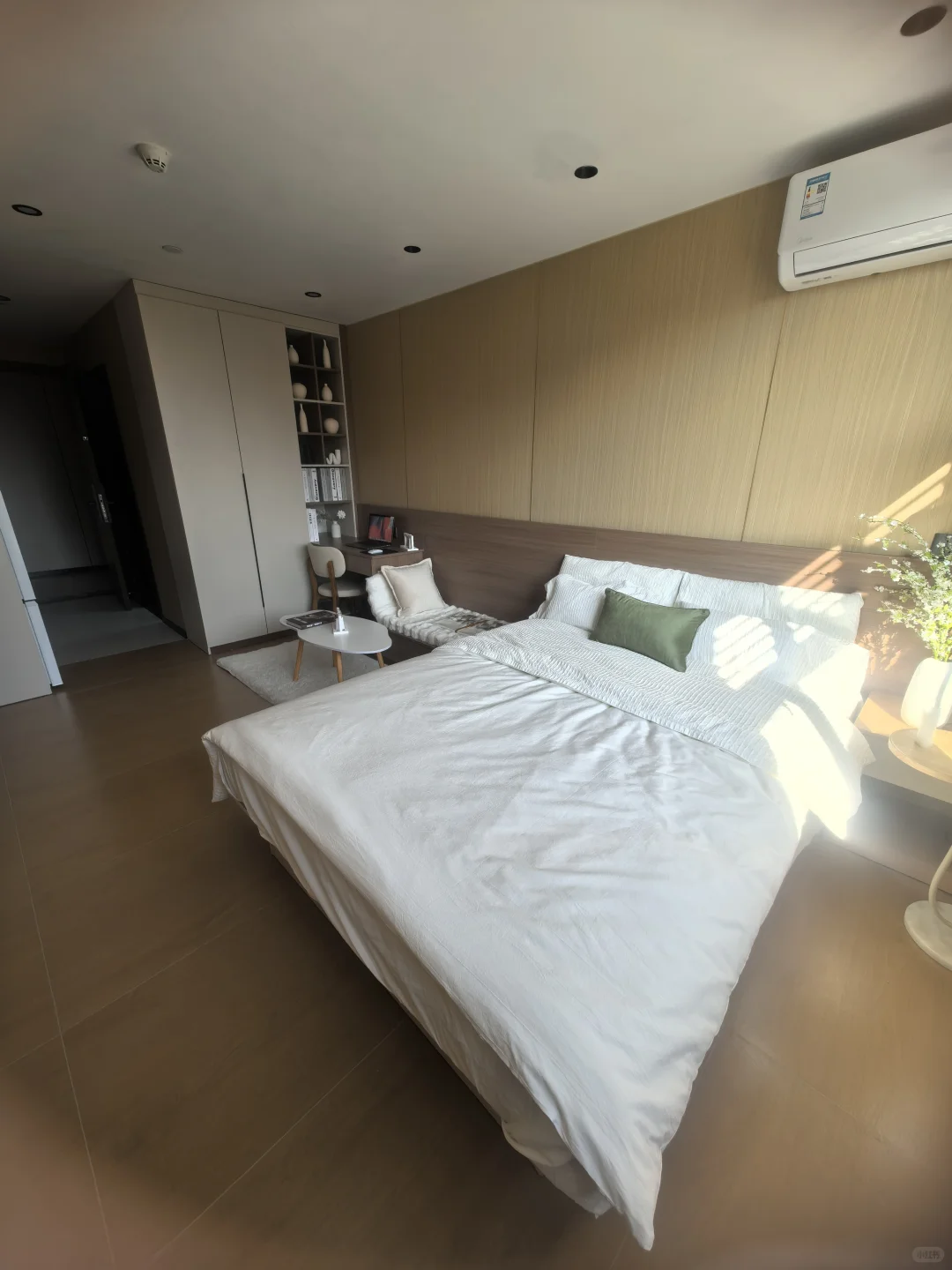 这个房间怎么样💖对面就是地铁口