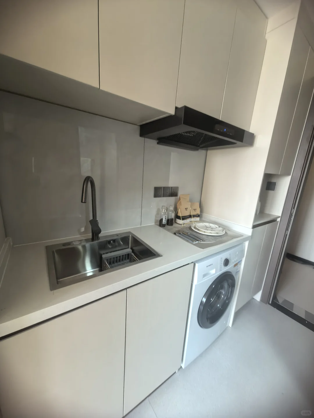 这个房间怎么样💖对面就是地铁口